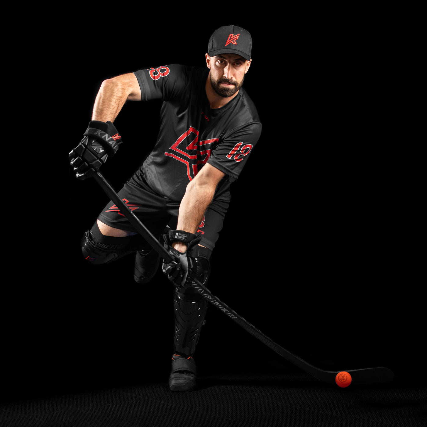 Joueur De Hockey Sur Gazon En Cours D'exécution Avec Bâton Rétro Joueur De Hockey Sur Gazon En Cours D'exécution Avec Bâton Rétro